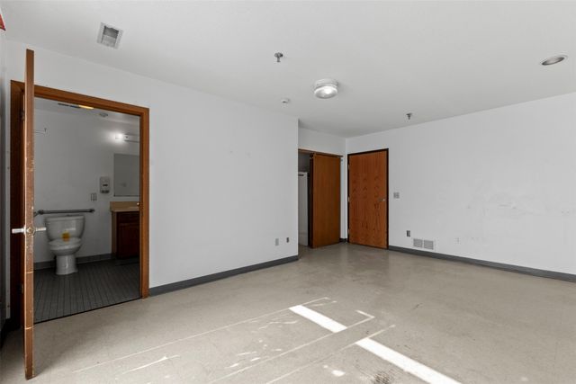 1200 Williams Street, Des Moines, IA 50317