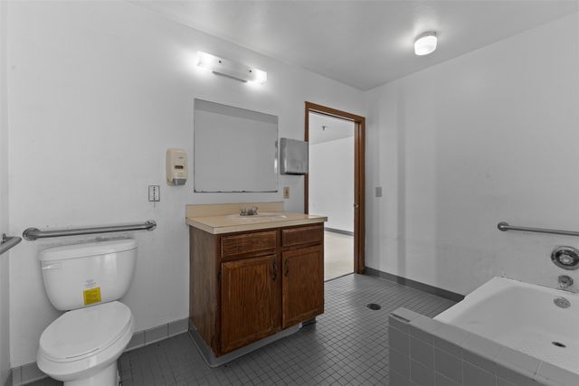 1200 Williams Street, Des Moines, IA 50317