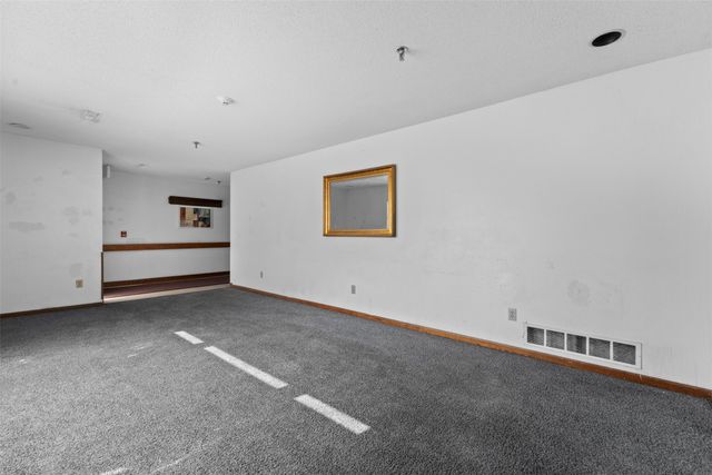 1200 Williams Street, Des Moines, IA 50317