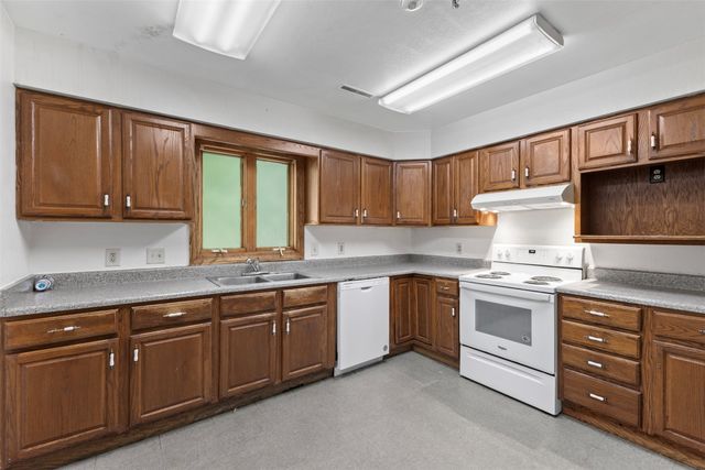 1200 Williams Street, Des Moines, IA 50317