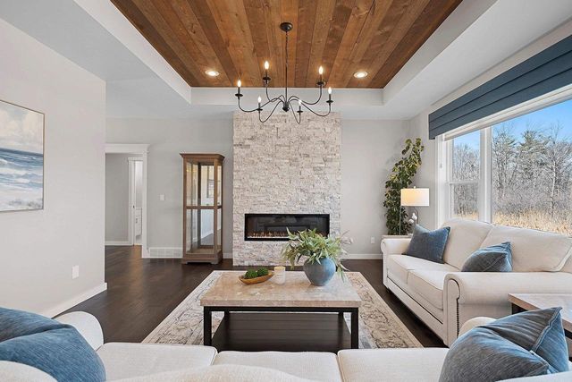 3738 RUSTIC HEIGHTS COURT, Howard, WI 54313