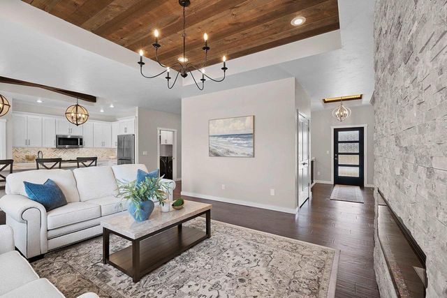 3738 RUSTIC HEIGHTS COURT, Howard, WI 54313