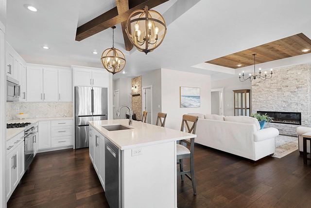 3738 RUSTIC HEIGHTS COURT, Howard, WI 54313