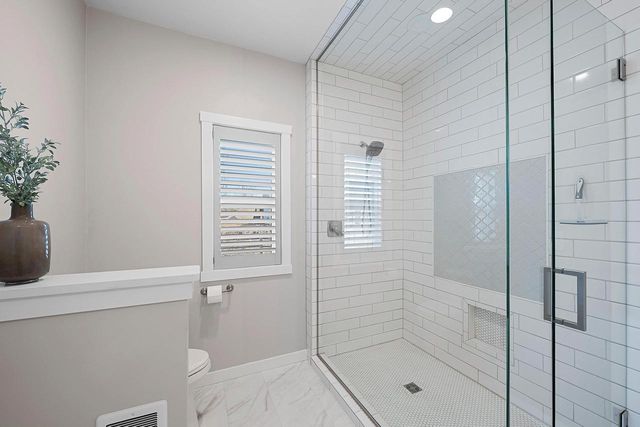 3738 RUSTIC HEIGHTS COURT, Howard, WI 54313