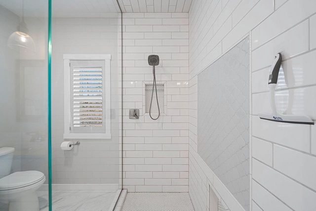 3738 RUSTIC HEIGHTS COURT, Howard, WI 54313