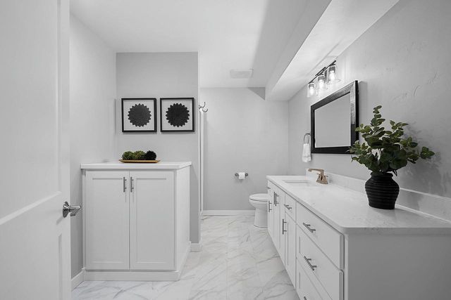 3738 RUSTIC HEIGHTS COURT, Howard, WI 54313