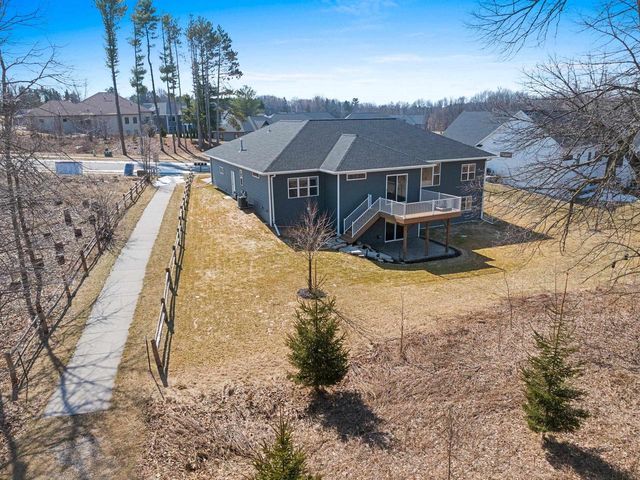 3738 RUSTIC HEIGHTS COURT, Howard, WI 54313