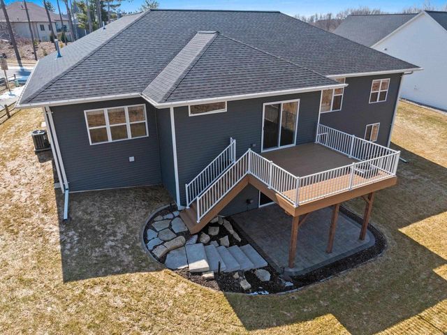 3738 RUSTIC HEIGHTS COURT, Howard, WI 54313