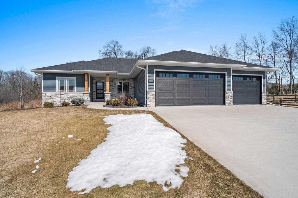 3738 RUSTIC HEIGHTS COURT, Howard, WI 54313