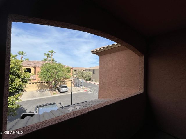 16232 N 30TH Place 4, Phoenix, AZ 85032
