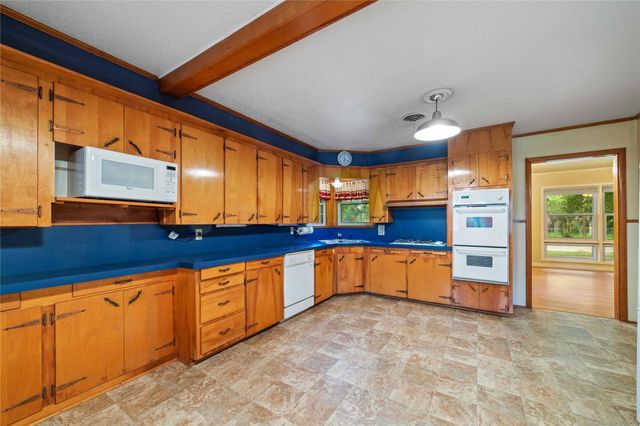 608 S Austin Street, De Leon, TX 76444