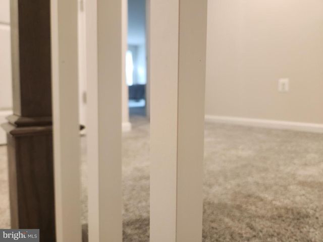 10506 JIM LOVELL LN, Lanham, MD 20706