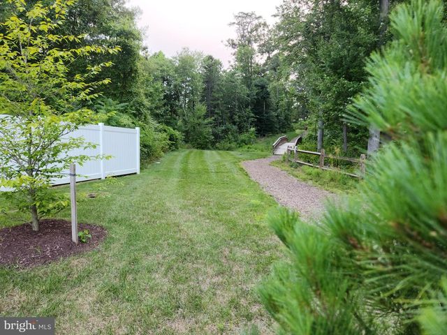 10506 JIM LOVELL LN, Lanham, MD 20706
