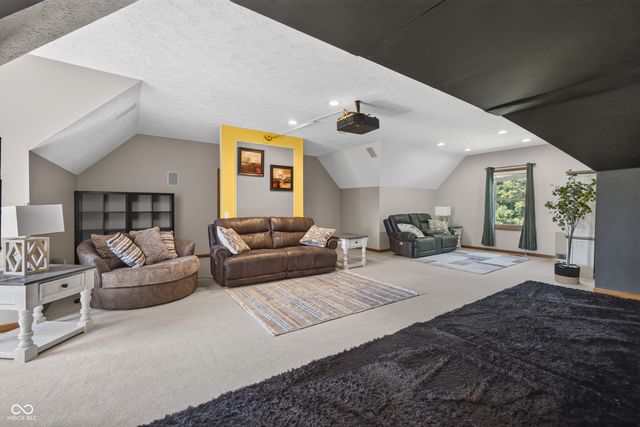 574 Grayburn Court, Terre Haute, IN 47802