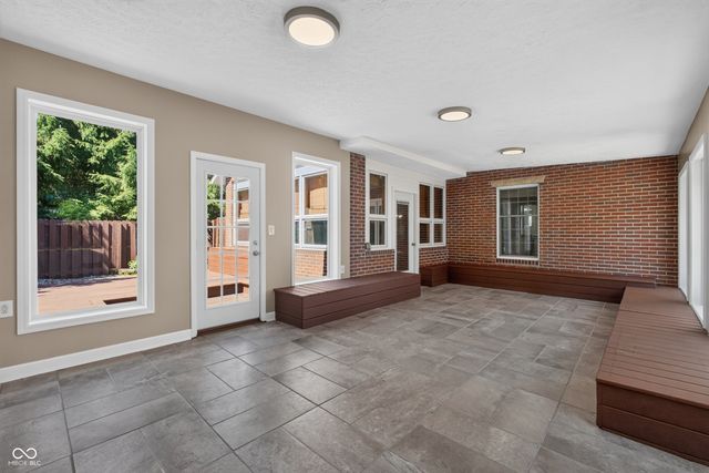 574 Grayburn Court, Terre Haute, IN 47802