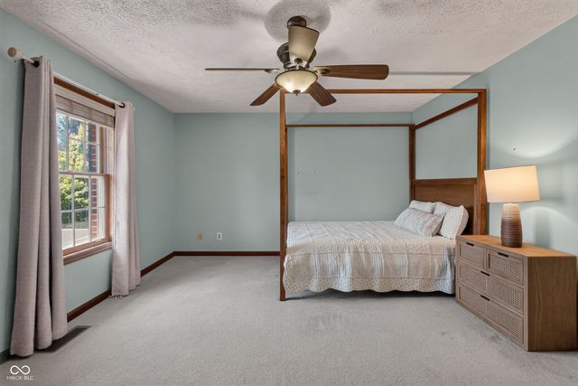 574 Grayburn Court, Terre Haute, IN 47802