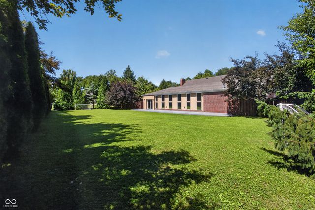 574 Grayburn Court, Terre Haute, IN 47802