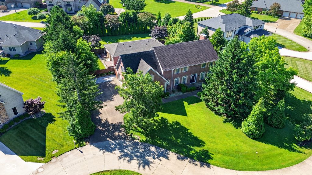 574 Grayburn Court, Terre Haute, IN 47802