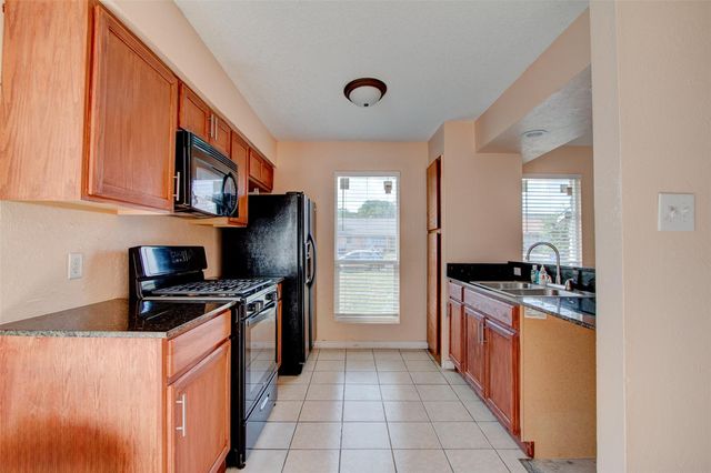 10621 Lanshire Drive A, Austin, TX 78758