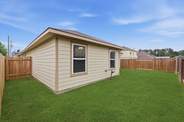16763 N Blue Jay Lane N, Conroe, TX 77385