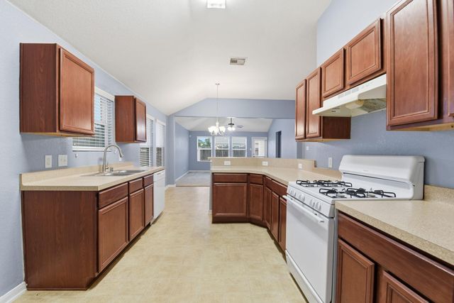 16763 N Blue Jay Lane N, Conroe, TX 77385