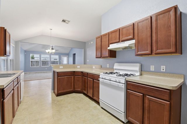 16763 N Blue Jay Lane N, Conroe, TX 77385