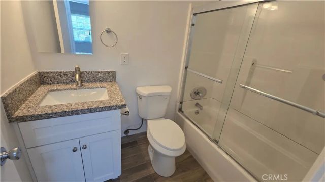 11426 Gale, Hawthorne, CA 90250