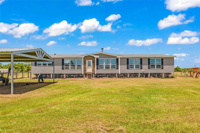 21216 Highway 73, Hamshire, TX 77762