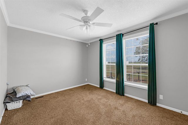 21216 Highway 73, Hamshire, TX 77762