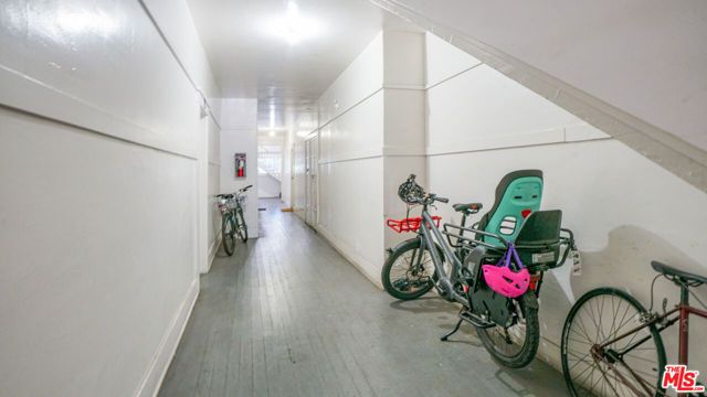 2617 Jeffries Avenue, Los Angeles, CA 90065