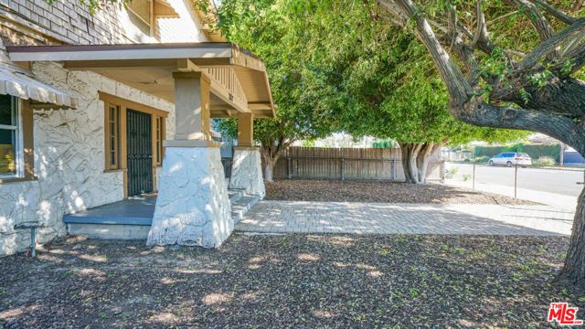 2617 Jeffries Avenue, Los Angeles, CA 90065