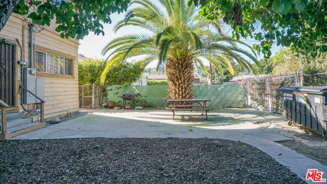 2617 Jeffries Avenue, Los Angeles, CA 90065