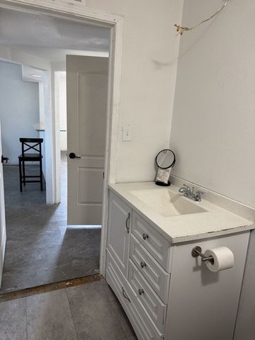 1317 HORACE Avenue, Rockford, IL 61103