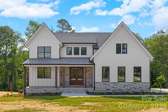 537 Riddle Mill Road, Clover, SC 29710
