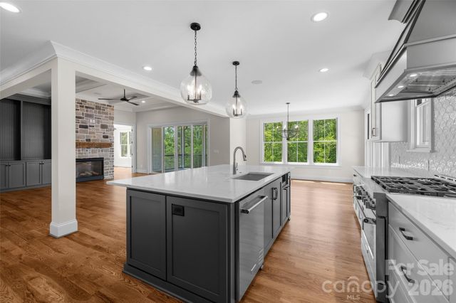 537 Riddle Mill Road, Clover, SC 29710