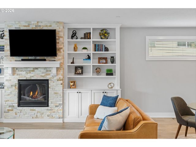 3542 Ne FRANKLIN St, Camas, WA 98607