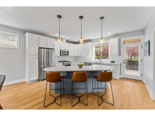 3542 Ne FRANKLIN St, Camas, WA 98607