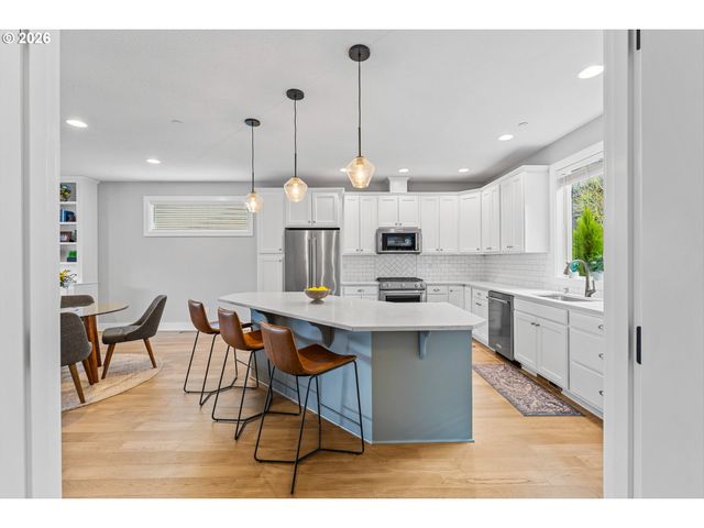 3542 Ne FRANKLIN St, Camas, WA 98607