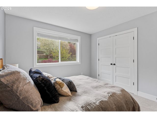 3542 Ne FRANKLIN St, Camas, WA 98607