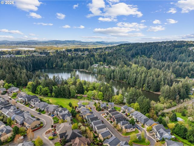 3542 Ne FRANKLIN St, Camas, WA 98607