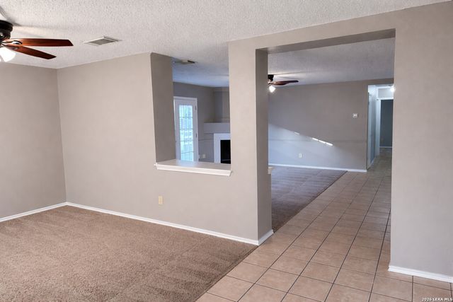 9629 GREEN PLAIN DR, San Antonio, TX 78245