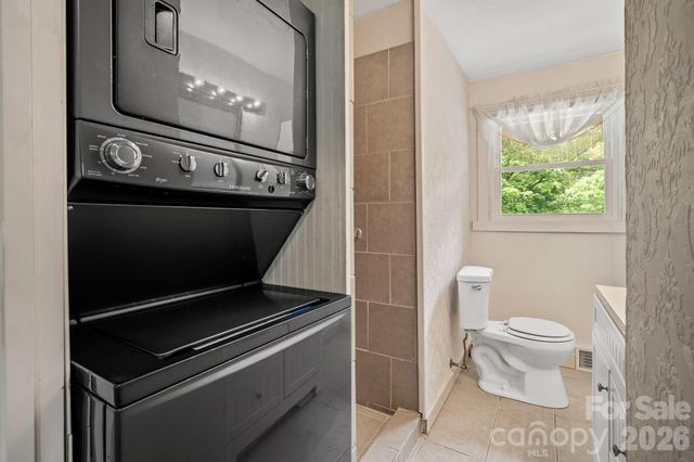 154 Richmond Hill Drive, Asheville, NC 28806
