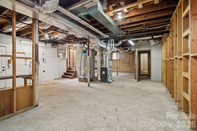 154 Richmond Hill Drive, Asheville, NC 28806
