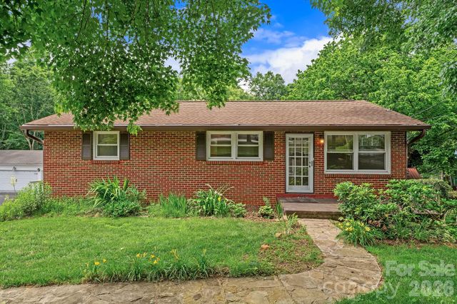 154 Richmond Hill Drive, Asheville, NC 28806