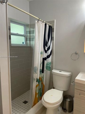 536 NE 69th St 536, Miami, FL 33138