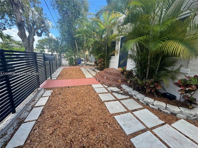 536 NE 69th St 536, Miami, FL 33138