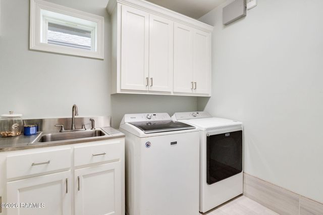 213 Cypress View Drive, Youngsville, LA 70592