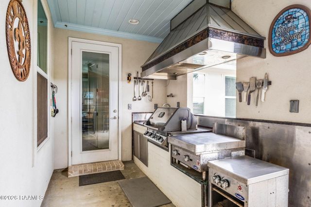 213 Cypress View Drive, Youngsville, LA 70592