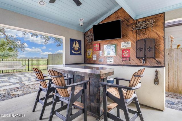 213 Cypress View Drive, Youngsville, LA 70592