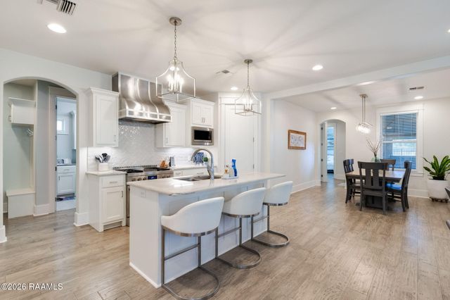 213 Cypress View Drive, Youngsville, LA 70592